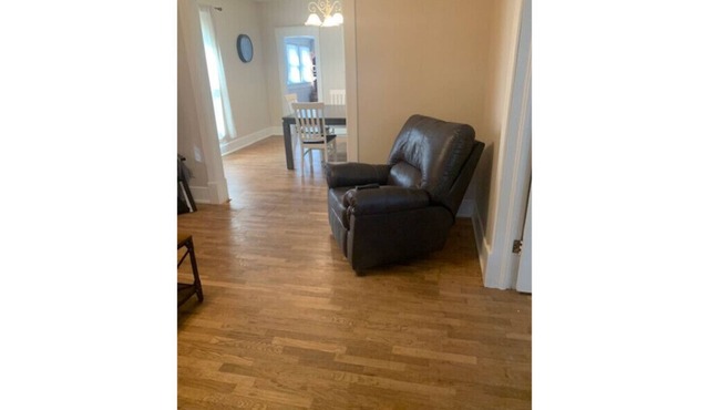 Beautiful 2 Bedroom 1 bathroom Condo