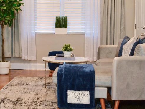 Beautiful 2 bedroom apartment with patio and deck