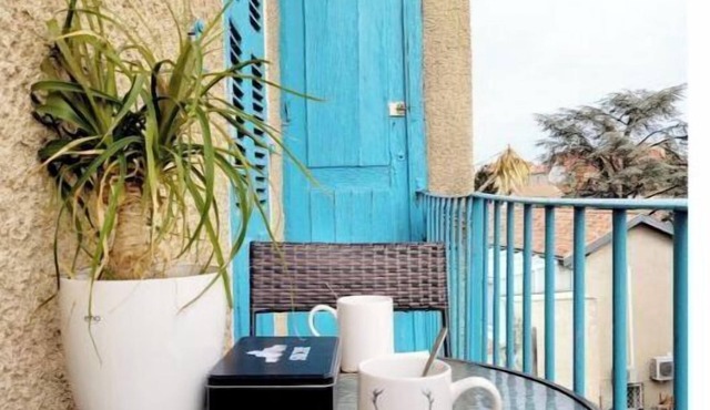 Beautiful 2-bedroom air-conditioned apartment Downtown