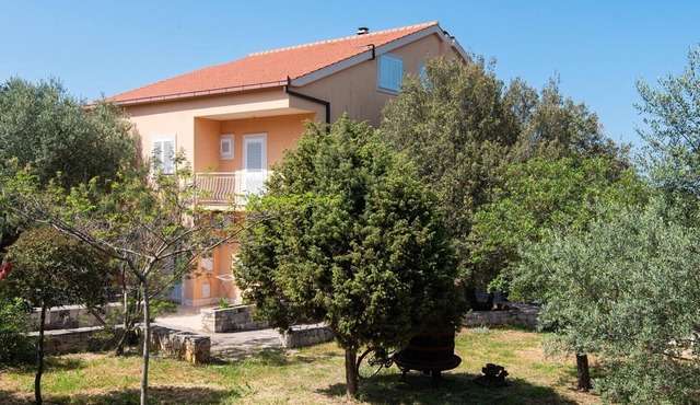 Beautiful 2-Bedroom Apartment Nera in Lovište on Pelješac peninsula