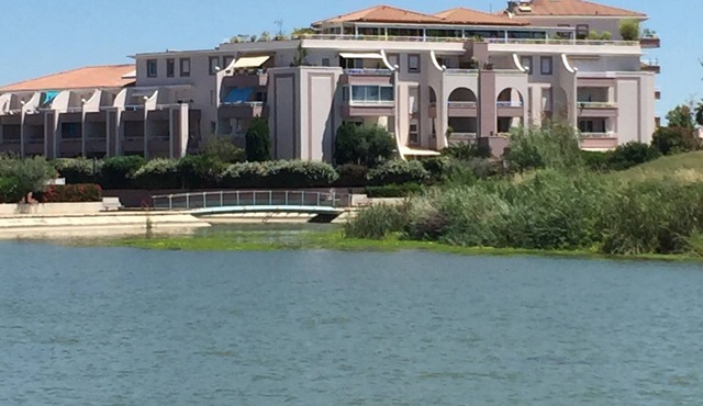 Beautiful 2-bedroom apartment in Port Ariane (Lattes) between Montpellier and Palavas.