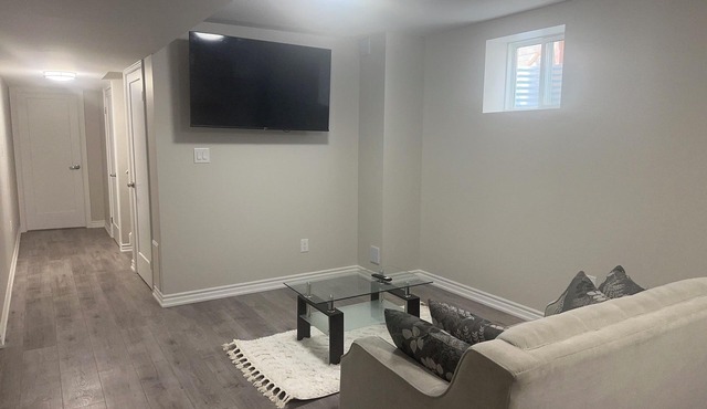 Beautiful 2 bedroom basement apartment with separate entrance