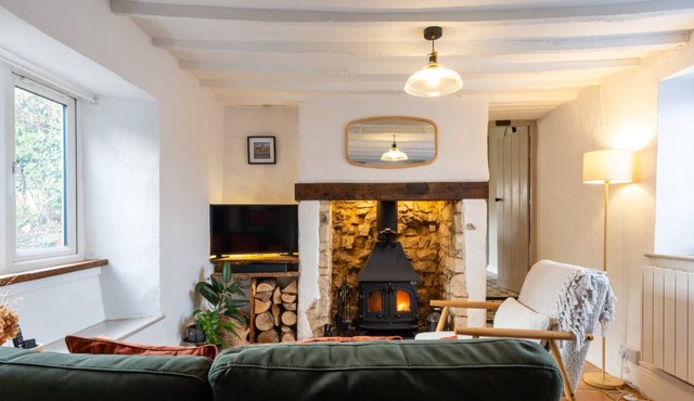 Beautiful 2 Bedroom Cottage in Nailsworth