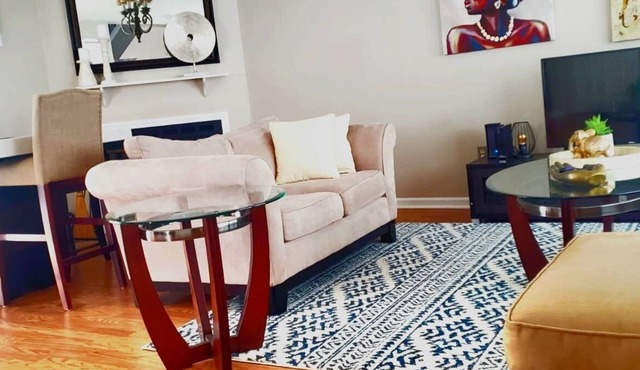 Beautiful 2 bedroom home near Hospitals