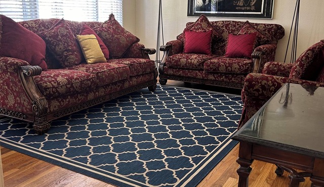 Beautiful 2-bedroom house in awesome Ferguson .Mo with WiFi
