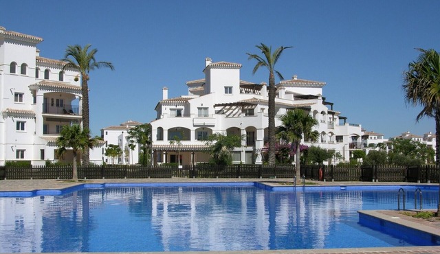 Beautiful 2 Bedroom Property With Tourist Licence