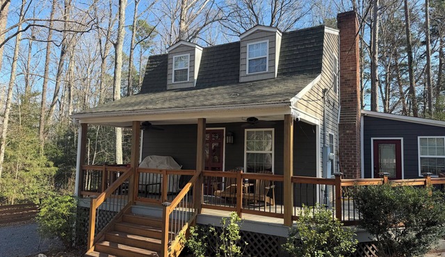 Beautiful 2 bedroom Quiet Getaway