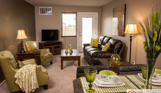Beautiful 2 Bedroom Suite - Excellent East Regina Location - Unit 11 STA22-00223