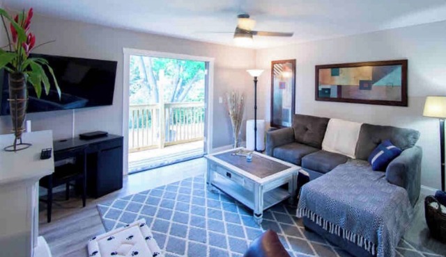Beautiful 2 Bedroom Duplex
