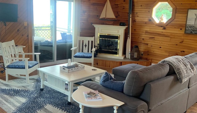 Beautiful 2 br, 1 bath, 3.5 star Oceanfront cottage in Point Prim , PEI