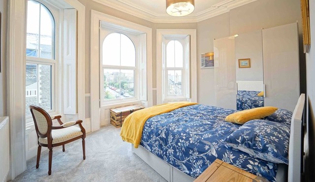 Beautiful 2-Bed Apartment in Weston-super-Mare