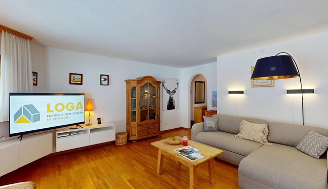 Beautiful 2-room apartment on the raised ground floor with approx.