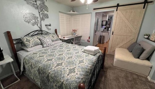 Beautiful 2 room guest ste in upscale Willow Creek