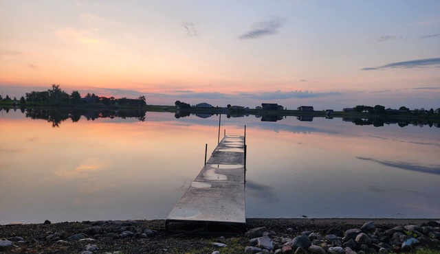 Beautiful 2 story lake front house on Mina Lakennn