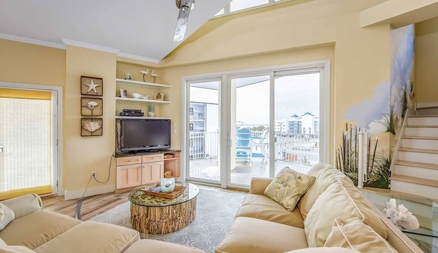 🏖️Beautiful 2 story Oceanblock Condo 🏖️