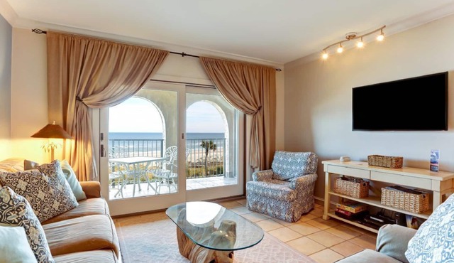 Beautiful 2br/2ba Oceanfront, Sea Dunes