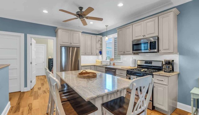 * Beautiful 2BR Apt at the Beach in Sea Bright *