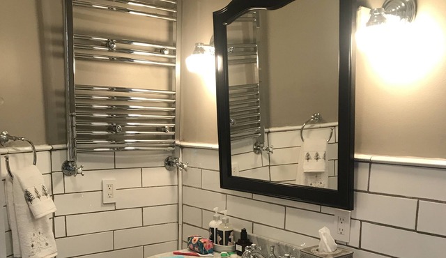 Beautiful 2BR Condo located 15MIN from Midtown Manhattan!