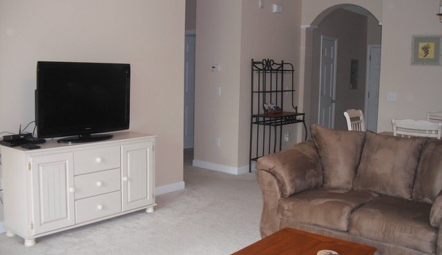 BEAUTIFUL 2BR condo;Norman Course, Barefoot Resort;top-rated beach!