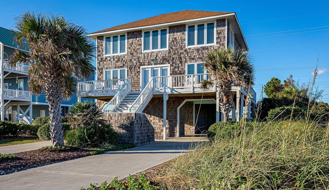 Beautiful 2nd Row Cottage with Pool!