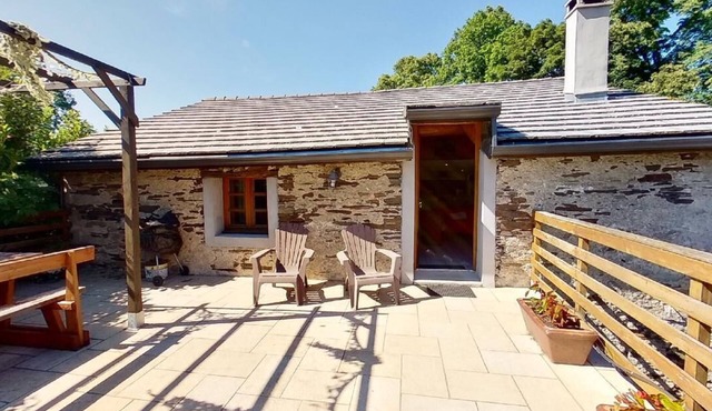 Beautiful 3 épis country gîte, large south-facing terrace