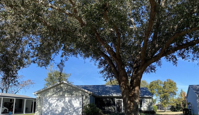 Beautiful 3/2 Dog-Friendly Golf Course Home w/ Pool & Close to EVERYTHING!