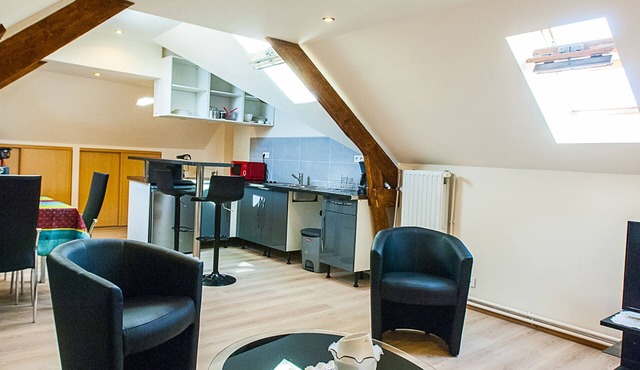 Beautiful 3/4-room apartment in exceptional condition. 15% DISCOUNT FOR THE WEEK.