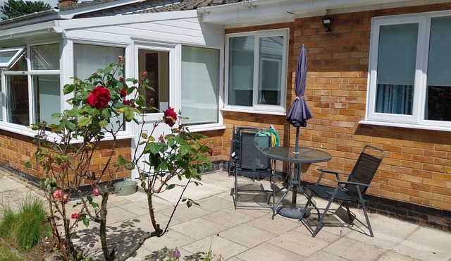 Beautiful 3-Bed Bungalow Kessingland rural retreat