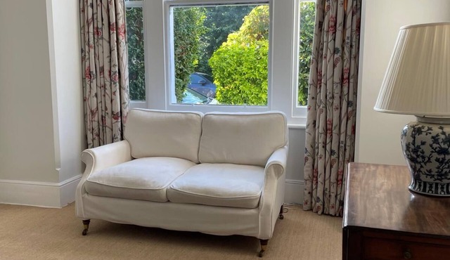 Beautiful 3-bed flat in Herne Hill, London