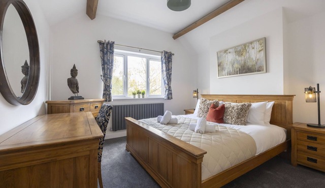 Beautiful 3-Bed Home with Hot Tub in Ross-on-Wye