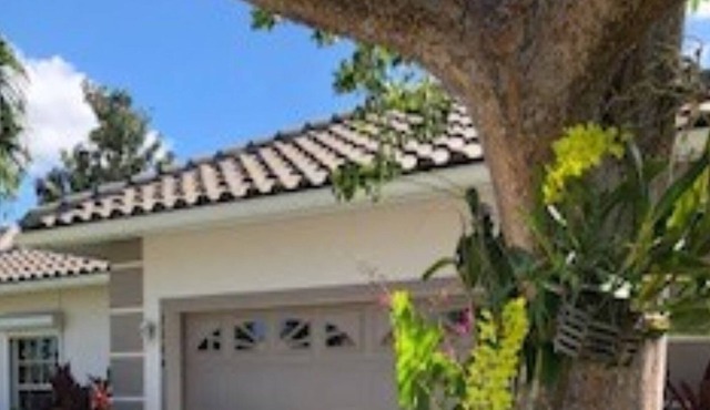beautiful 3 bed. home Flamingo Golf Course Lely Resort, 7 days min