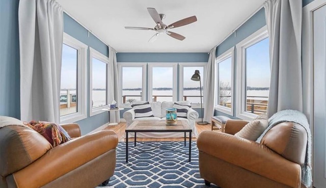 Beautiful 3-Bed Waterfront Home