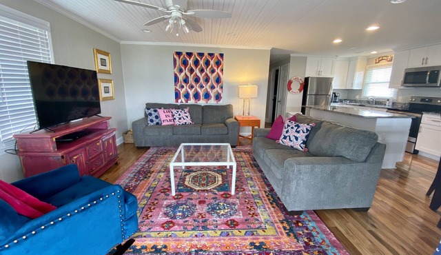 Beautiful 3 Bedroom Home with optional additional MIL suite