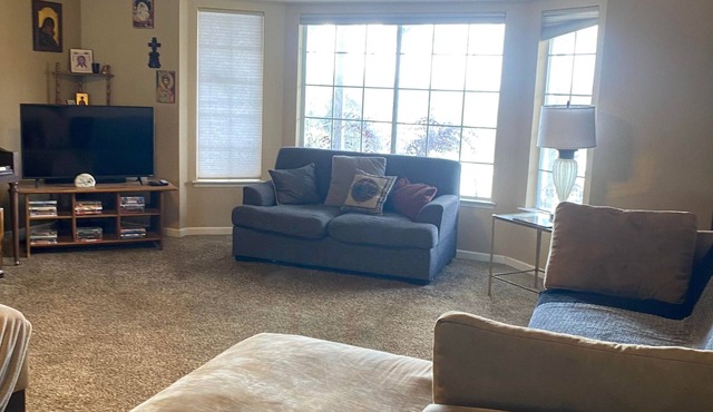 Beautiful 3 Bedroom House BBQ near Sequoia/Kings NP