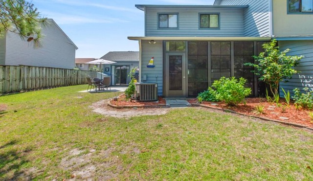 Beautiful 3 bedroom 3 bathroom town house