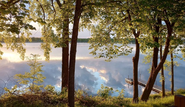 Beautiful 3-bedroom house on Maple Lake between Osakis and Long Praire.