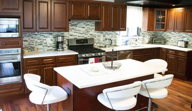 Beautiful 3 Bedroom 2 bath House in a 4 Season amenity filled community.