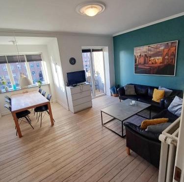 Beautiful 3 bedroom apartment in Central City