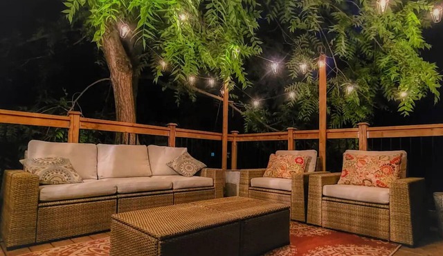 Beautiful 3 bedroom century home steps from uptown