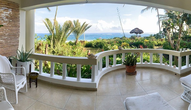 Beautiful 3-Bedroom condo directly on Kite Beach that is perfect for families