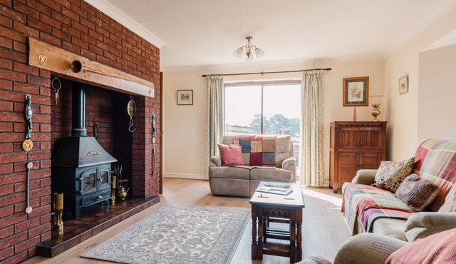 Beautiful 3 Bedroom Home in Worcestershire
