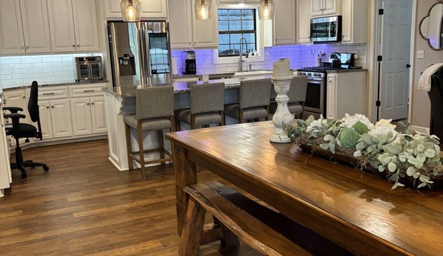 Beautiful 3-bedroom house in Taylor