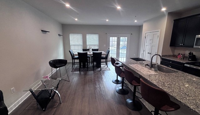 Beautiful 3-bedroom townhome with AC in charming Bowie