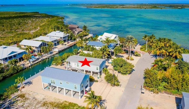 Beautiful 3 Bedroom Canal Home in Ramrod Key, FL with Open Water Views!