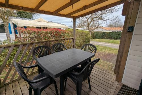 Beautiful 3-bedroom mobil home - near the beach