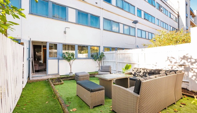 Beautiful 3bed house 7 min drive to Hyde Park