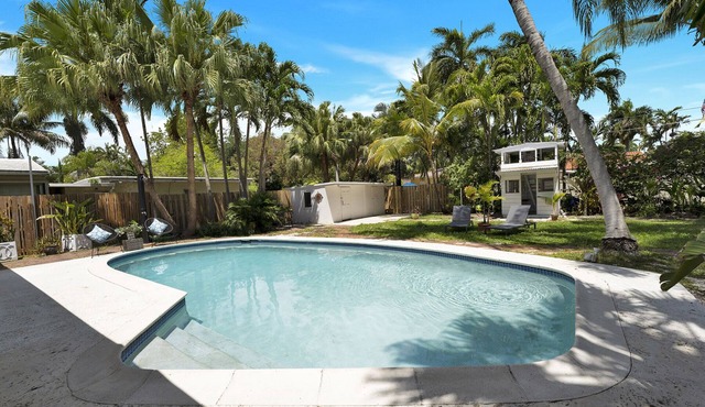 Beautiful 3Br/2Ba House w/Heated Pool