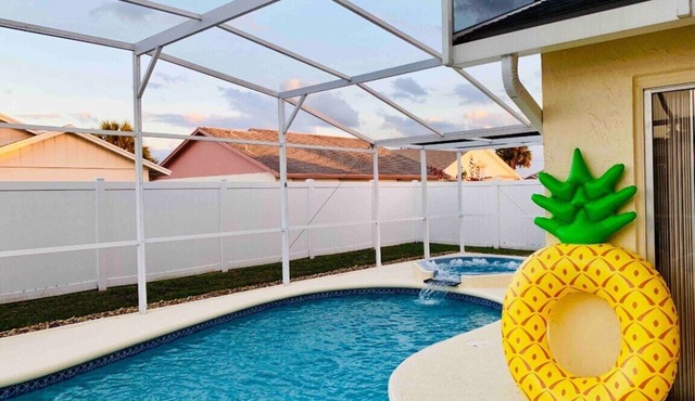 Beautiful 3BR House w/Private Pool near Disney
