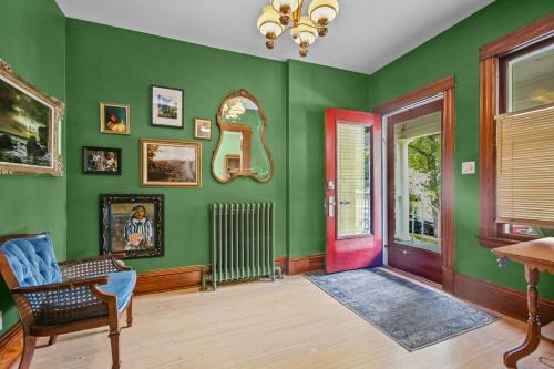 Beautiful, 3br Near Lake Bde Maka Ska