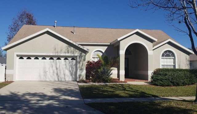 Beautiful 4/3 Pool Home FREE Spa Heat
